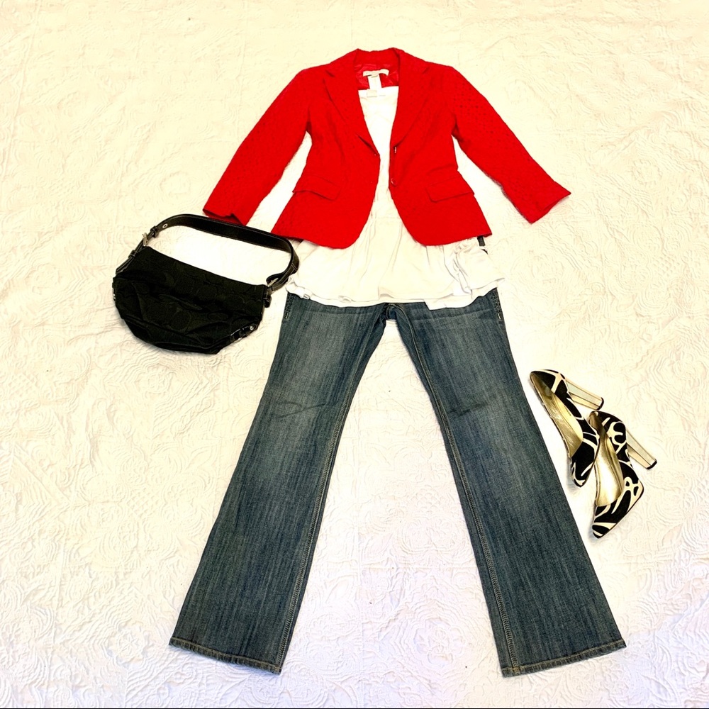 Diane Von Furstenberg Back & White Heels - Picture 5 of 16